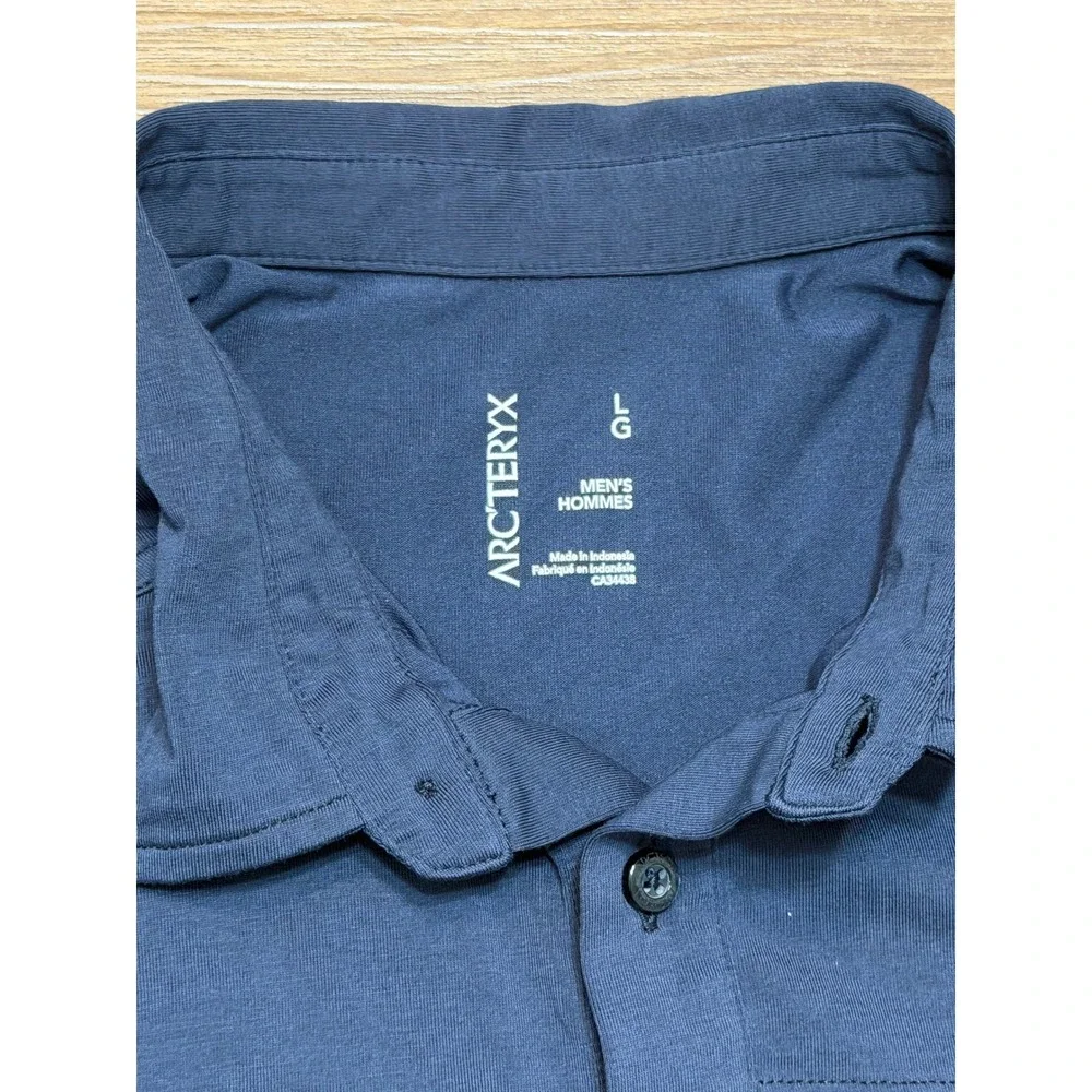 Arcteryx Captive SS Performance Polo Mens Navy Blue Outdoor Hiking Sz L